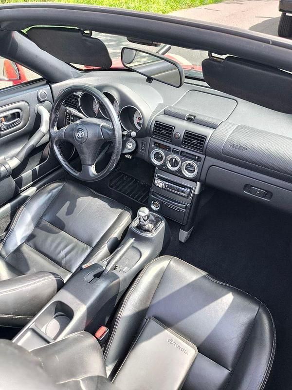 Rot Gebraucht 2003 Toyota MR2 Cabrio | 9.500 € (Fairer Preis) - Bild 1/4