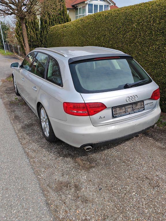 Gebraucht Audi A4 Ambiente 190 PS (139 kW) 2010 Silber Kombi