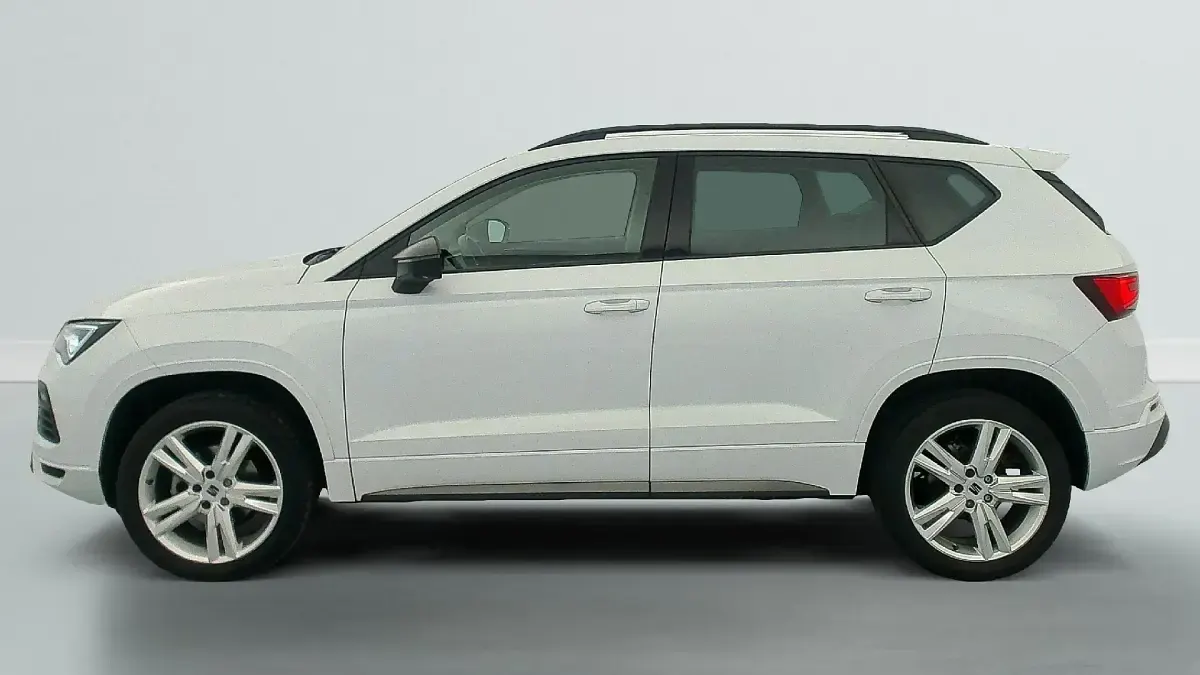 Używany Seat Ateca FR 150 KM (110 kW) 2022 Biały SUV