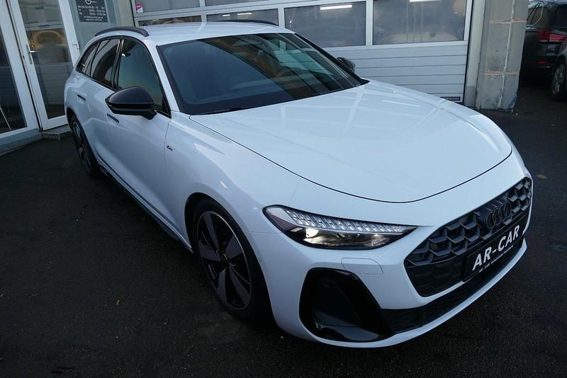 Gebraucht Audi A5 S-Line 204 PS (150 kW) 2025 Weiß Kombi
