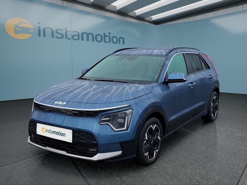 Blau Gebraucht 2022 Kia e-Niro Inspiration SUV | 28.749 € (Etwas zu teuer) - Bild 1/4