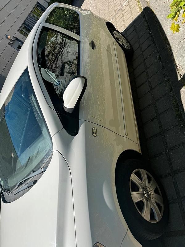 Second-hand VW Fox 85 CP (62 kW) 2010 Alb Hatchback