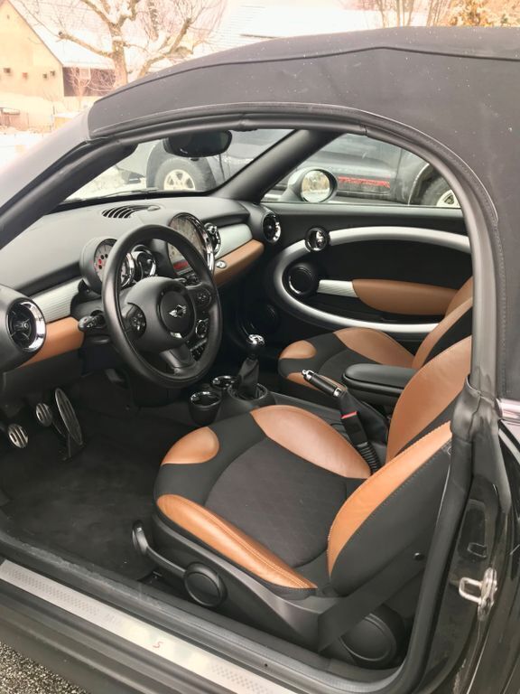 Gebraucht Mini Cooper SD Roadster 143 PS (105 kW) 2012 Schwarz Cabrio