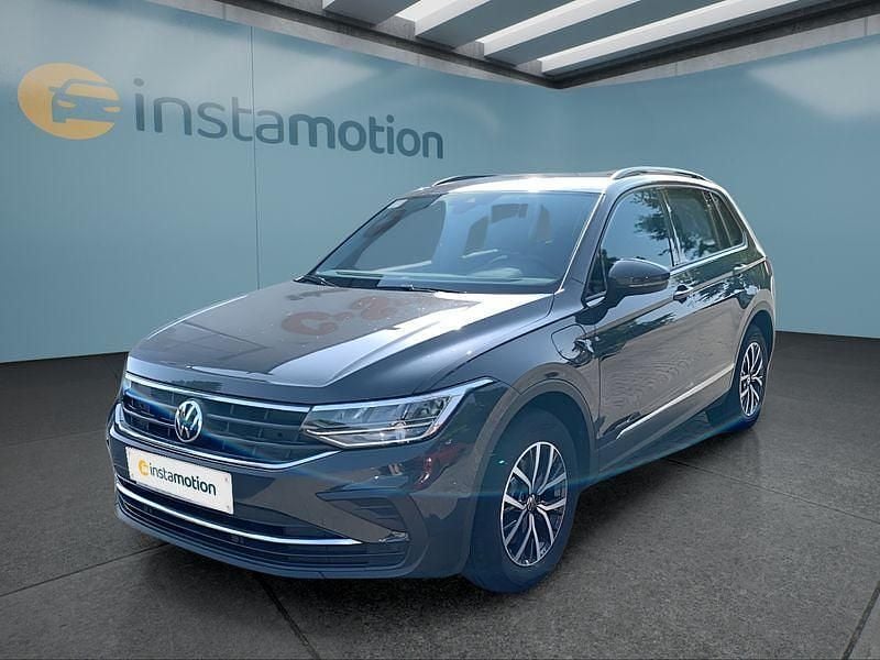 Grau Gebraucht 2021 VW Tiguan SUV | 25.699 € (Fairer Preis) - Bild 1/3