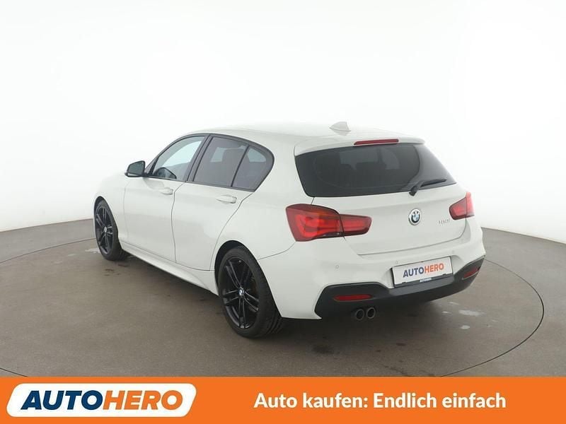 Gebraucht BMW 120 M Sport 184 PS (135 kW) 2019 Weiß Kleinwagen