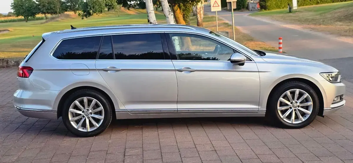 Gebraucht VW Passat Highline 190 PS (139 kW) 2019 Silber Kombi