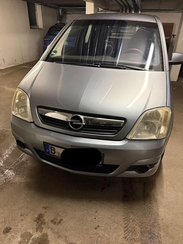 Silber Gebraucht 2006 Opel Meriva Edition Van / Kleinbus | 1.300 € (Superpreis) - Bild 1/4