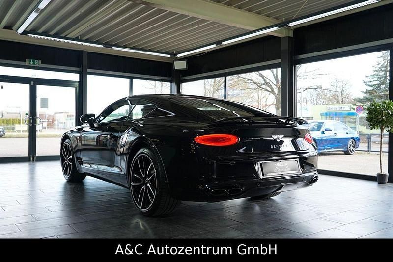 Gebraucht Bentley Continental GT 549 PS (403 kW) 2022 Schwarz Coupé