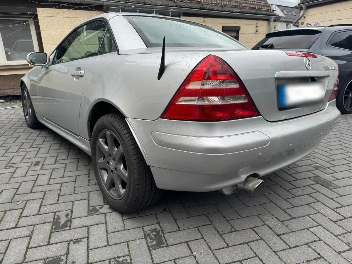 Gebraucht Mercedes SLK200 163 PS (119 kW) 2001 Silber Cabrio