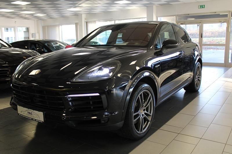 Gebraucht Porsche Cayenne Coupe 462 PS (339 kW) 2019 Tiefschwarz Coupé