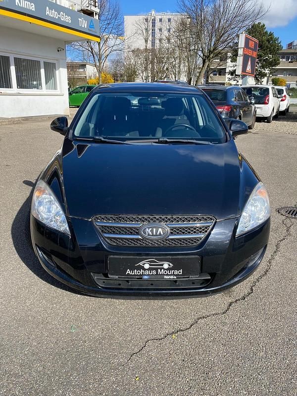 Gebraucht Kia Ceed EX 109 PS (80 kW) 2009 Schwarz Kleinwagen