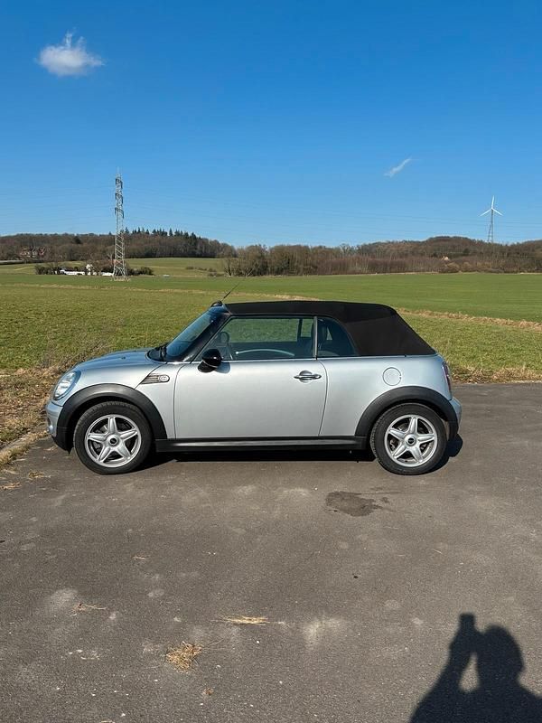 Gebraucht Mini Cooper Cabriolet 116 PS (85 kW) 2009 Silber Cabrio