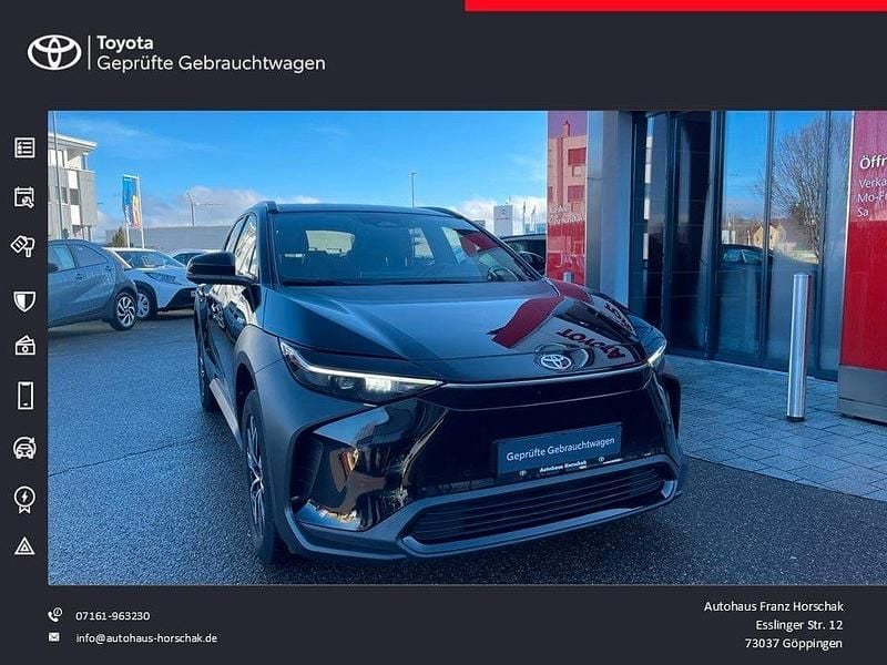 Gebraucht Toyota bZ4X Basis 150 kW (204 PS) 2023 Schwarz SUV