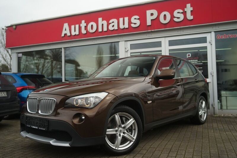 Braun Gebraucht 2010 BMW X1 SUV | 14.999 € (Teuer) - Bild 1/4