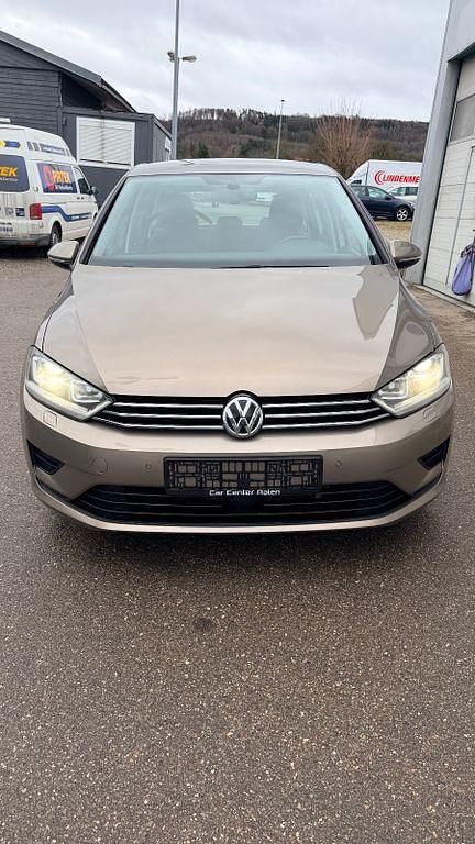 Gebraucht VW Golf VII Comfortline 125 PS (91 kW) 2014 Gold Limousine