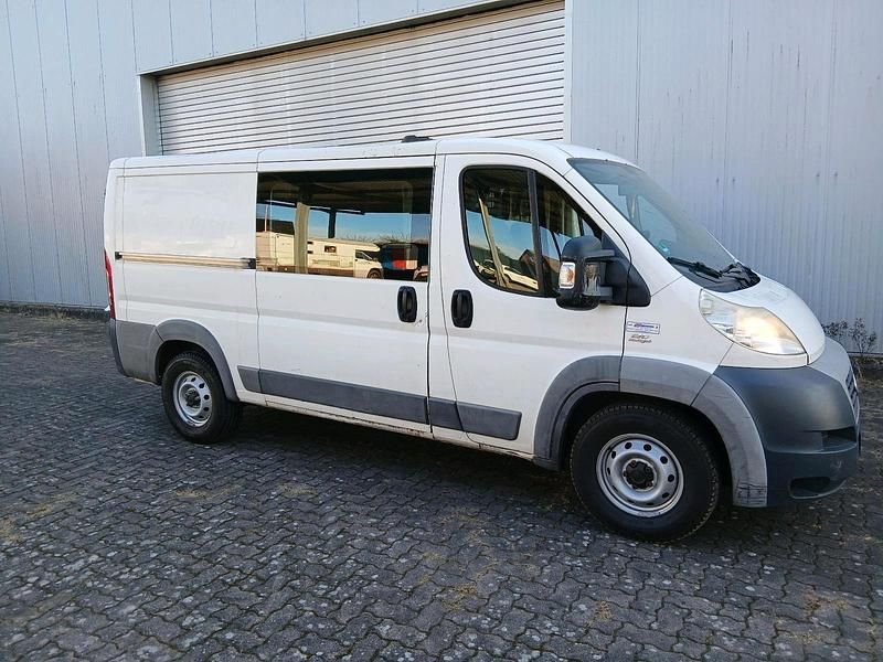 Gebraucht Fiat Ducato 130 PS (95 kW) 2012 Weiß Van