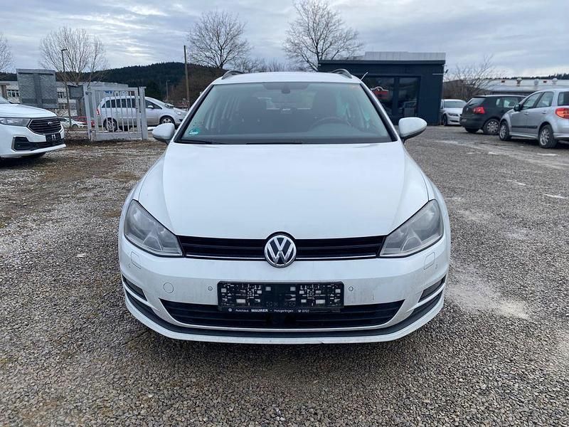 Gebraucht VW Golf VII Trendline 105 PS (77 kW) 2013 Weiß Kombi