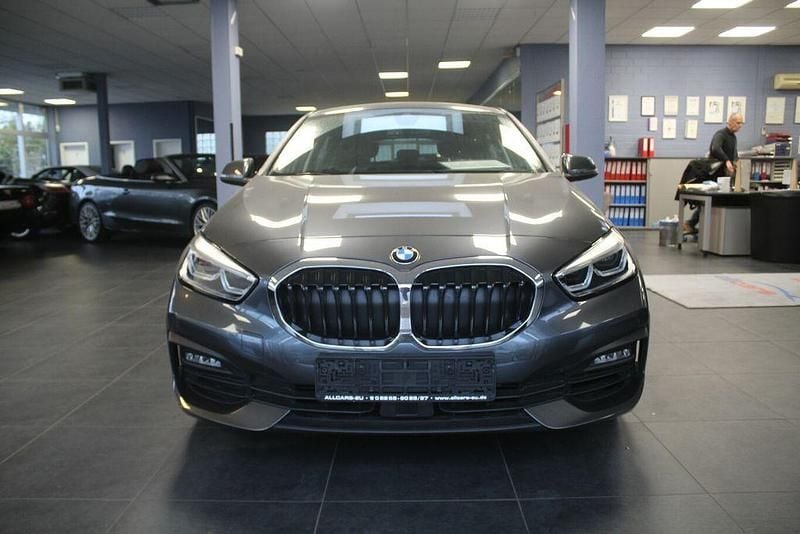 Gebraucht BMW 120 Advantage 178 PS (130 kW) 2021 Grau Kleinwagen