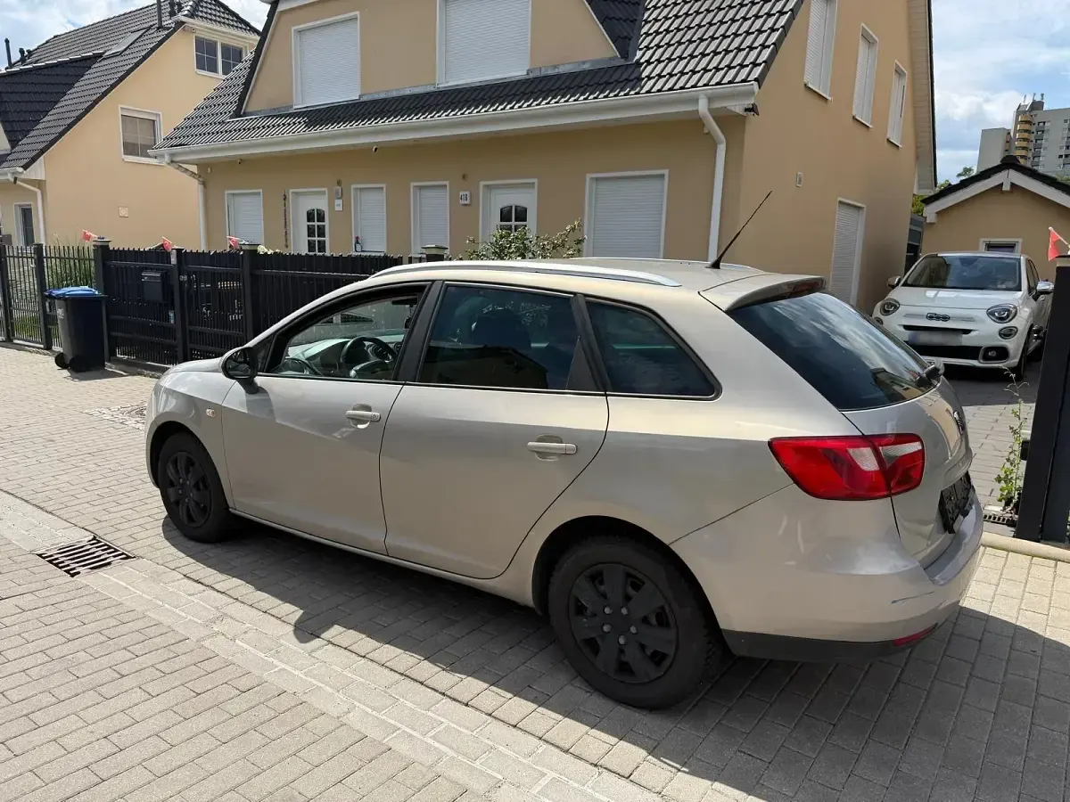 Gebraucht Seat Ibiza ST 86 PS (63 kW) 2010 Silber Kombi