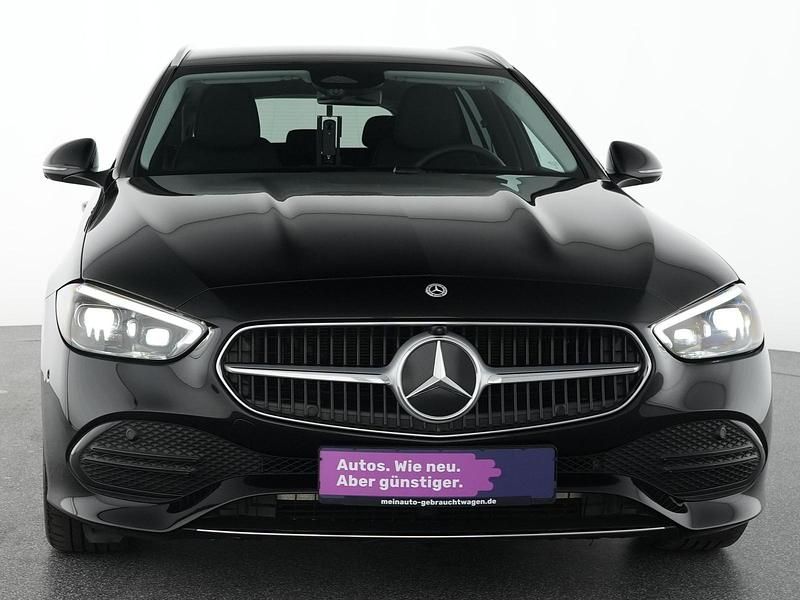 Gebraucht Mercedes C300 Avantgarde 258 PS (189 kW) 2024 Schwarz Limousine