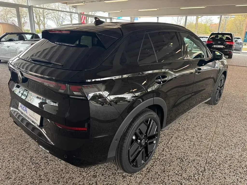 Neu VW T-Roc Cabriolet R-line 150 PS (110 kW) 2026 Schwarz SUV