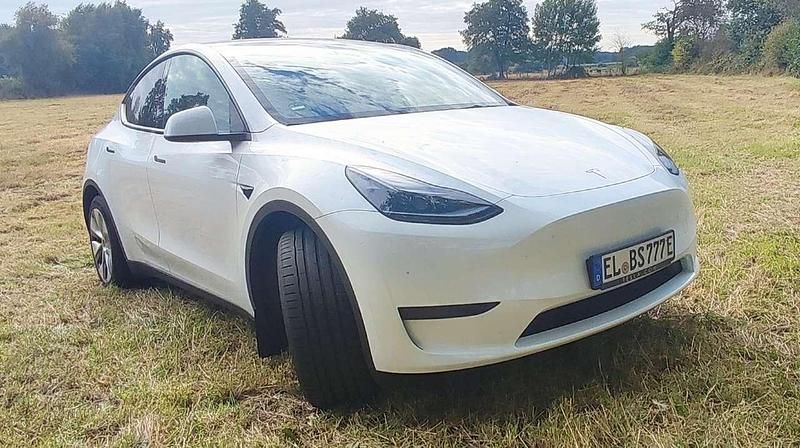 Gebraucht Tesla Model Y RWD 219 kW (299 PS) 2023 SUV
