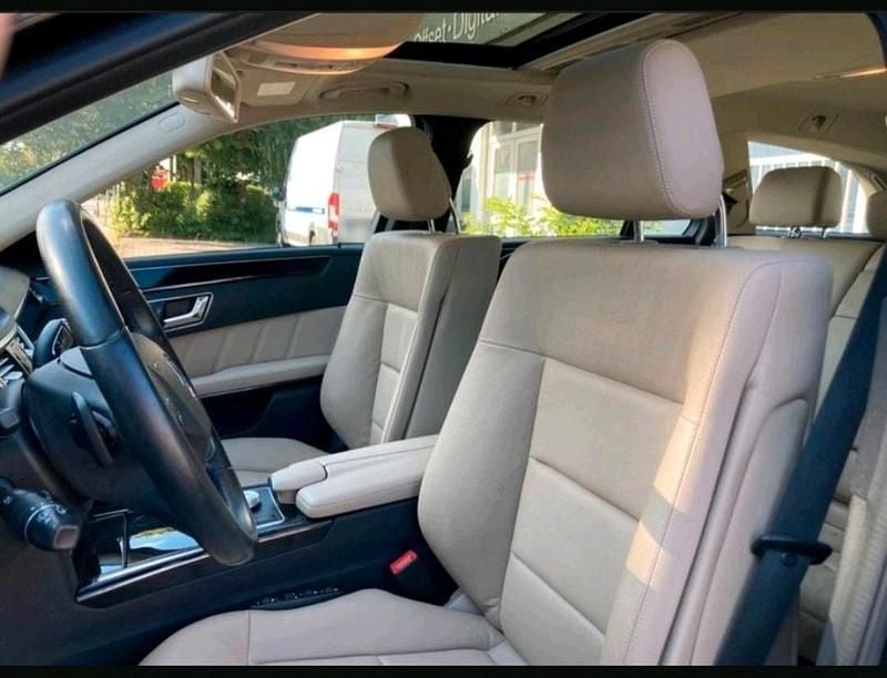 Gebraucht Mercedes E300 Avantgarde 231 PS (169 kW) 2010 Schwarz Kombi