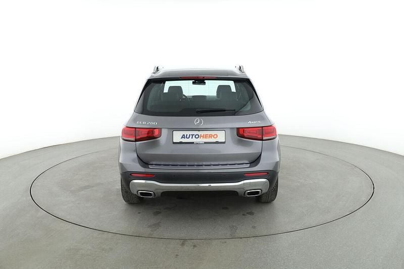 Gebraucht Mercedes GLB200 Progressive 163 PS (119 kW) 2022 Grau SUV