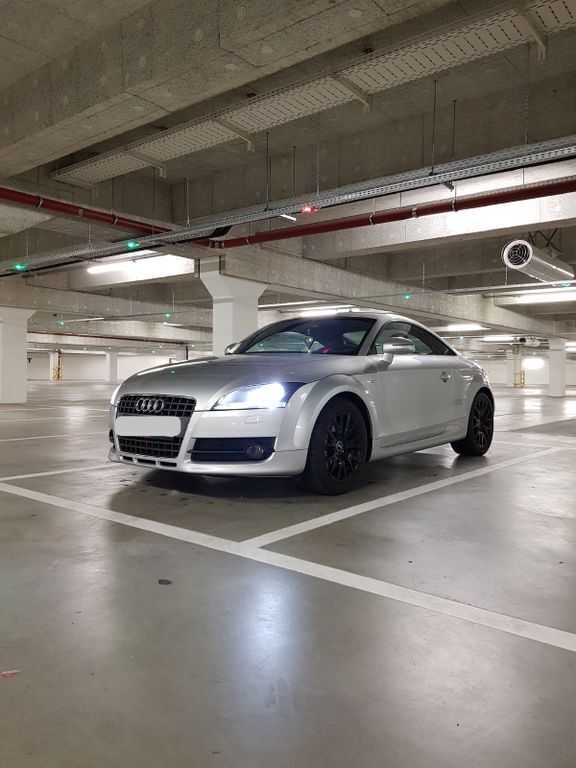 Silber Gebraucht 2007 Audi TT Sport Coupé | 8.900 € (Fairer Preis) - Bild 1/4