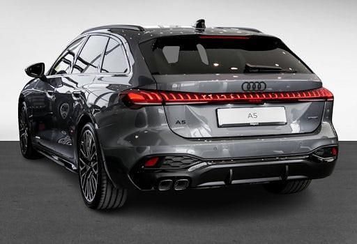 Gebraucht Audi A5 Sport 204 PS (150 kW) 2025 Horizontblau metallic Coupé