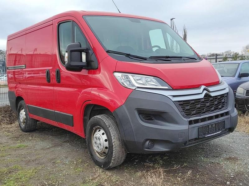Gebraucht Citroën Jumper Profi 131 PS (96 kW) 2019 Farbe rot tiziano/deckende Van / Kleinbus