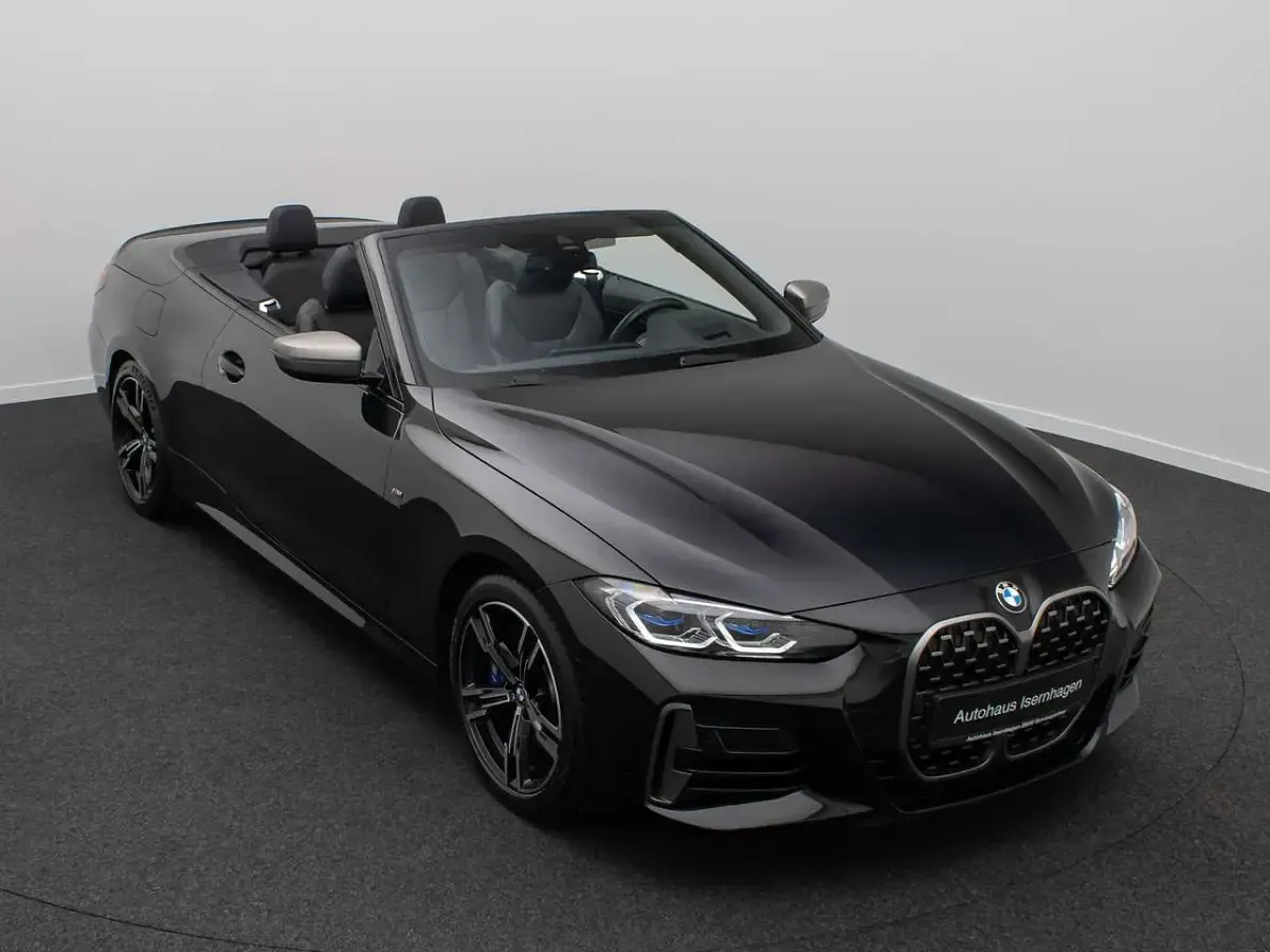 Gebraucht BMW 440 374 PS (275 kW) 2022 Saphirschwarz  475 Cabrio