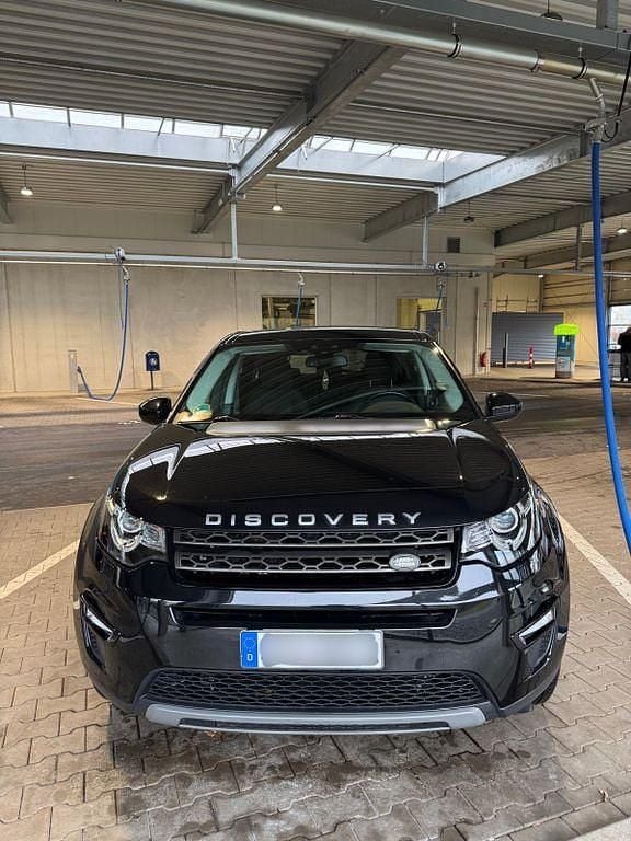 Schwarz Gebraucht 2016 Land Rover Discovery Sport Pure SUV | 10.999 € (Teuer) - Bild 1/4