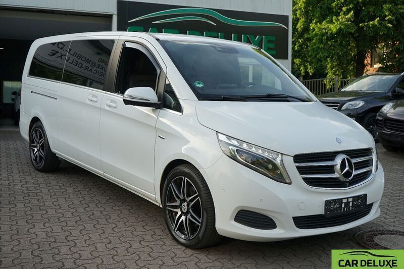 Weiß Gebraucht 2017 Mercedes V250 Avantgarde Van / Kleinbus | 31.888 € (Teuer) - Bild 1/4