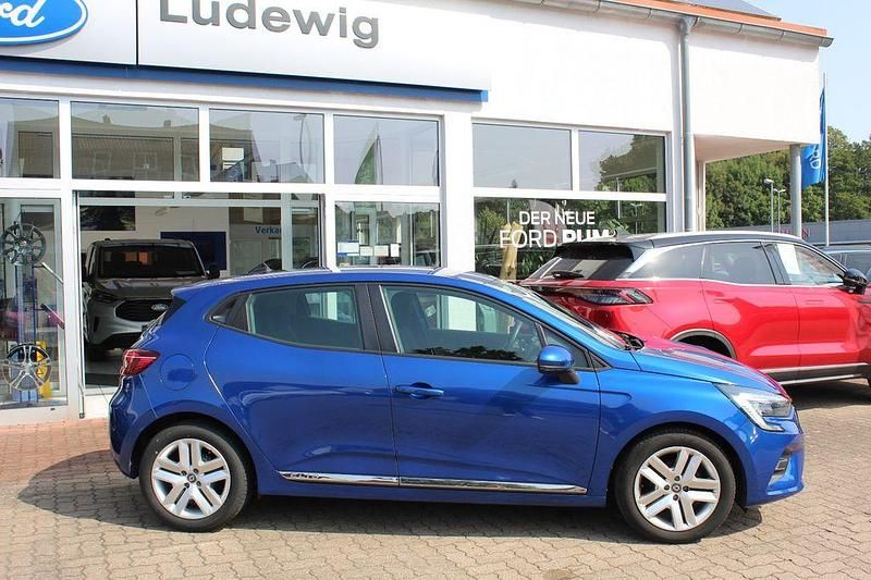 Gebraucht Renault Clio V Zen 67 PS (49 kW) 2021 Blau Limousine