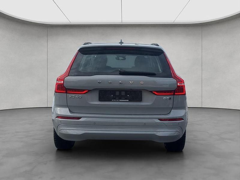 Gebraucht Volvo XC60 Core 250 PS (183 kW) 2024 Grau SUV