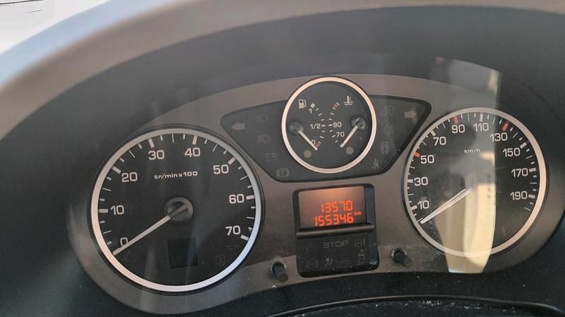 Gebraucht Citroën Berlingo 92 PS (67 kW) 2012 Schwarz Van / Kleinbus