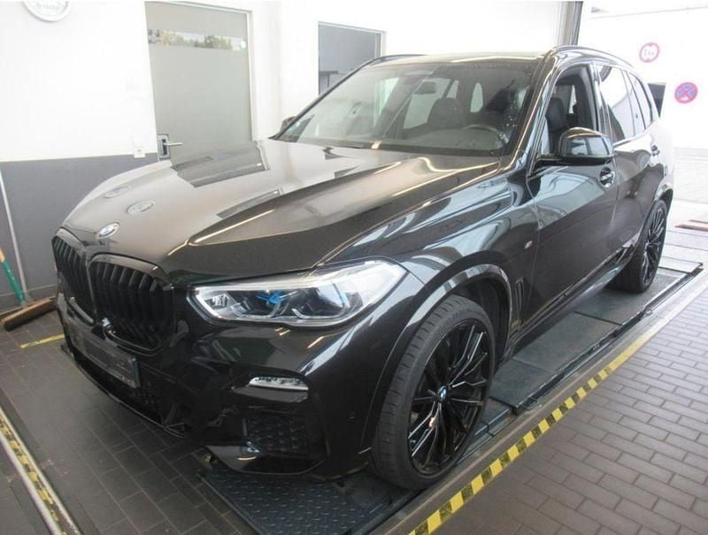 Schwarz Gebraucht 2021 BMW X5 Performance SUV | 54.989 € (Fairer Preis) - Bild 1/4