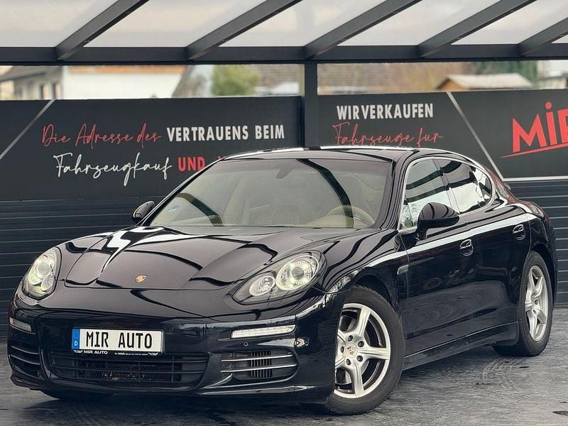 Schwarz Gebraucht 2015 Porsche Panamera 4S Limousine | 37.900 € - Bild 1/4