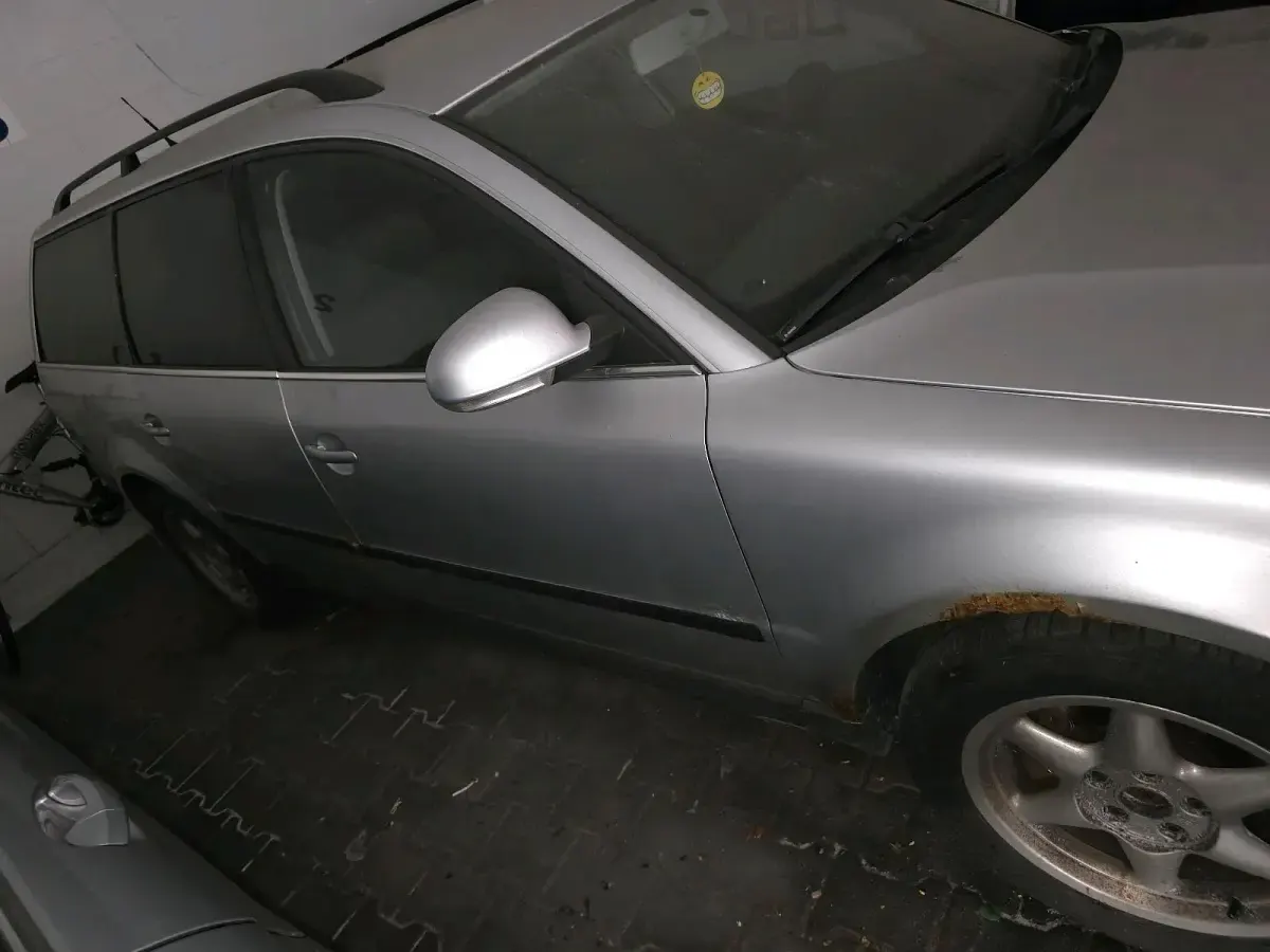 Gebraucht VW Passat 131 PS (96 kW) 2003 Silber Kombi