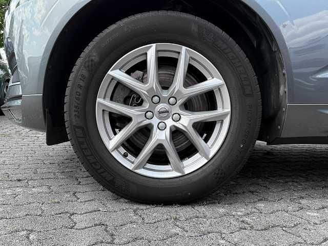 Gebraucht Volvo XC60 145 PS (106 kW) 2021 SUV