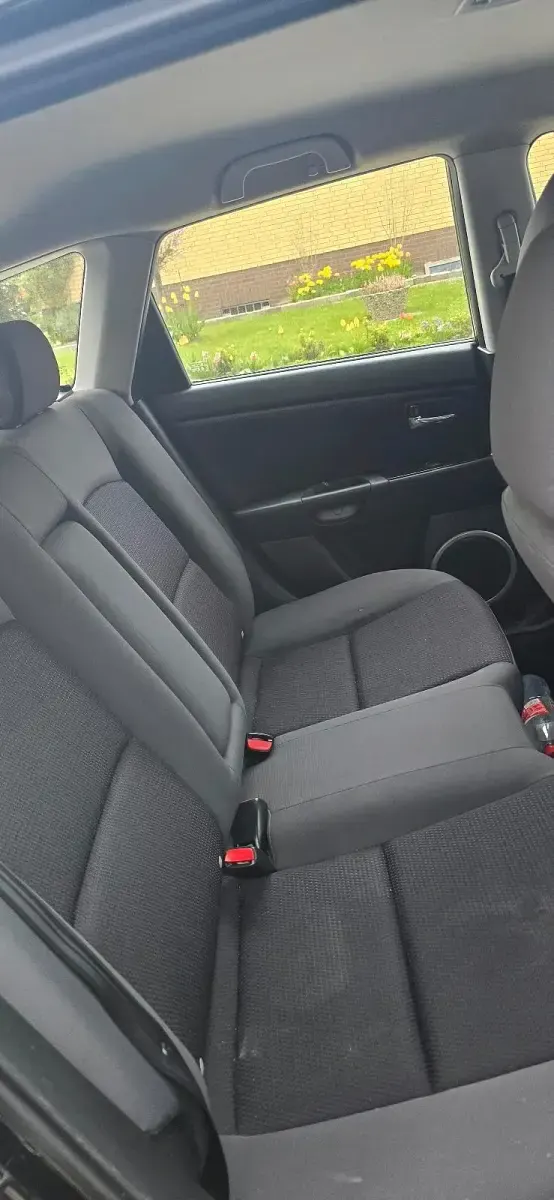 Używany Mazda 3 105 KM (77 kW) 2008 Czarny Hatchback