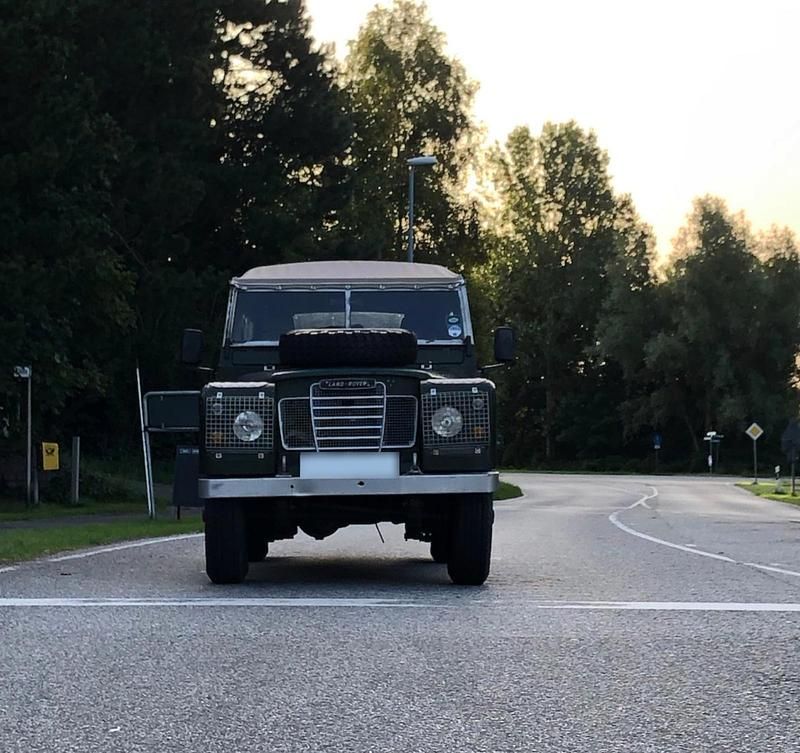 Gebraucht Land Rover 3 69 PS (50 kW) 1973 Grün SUV