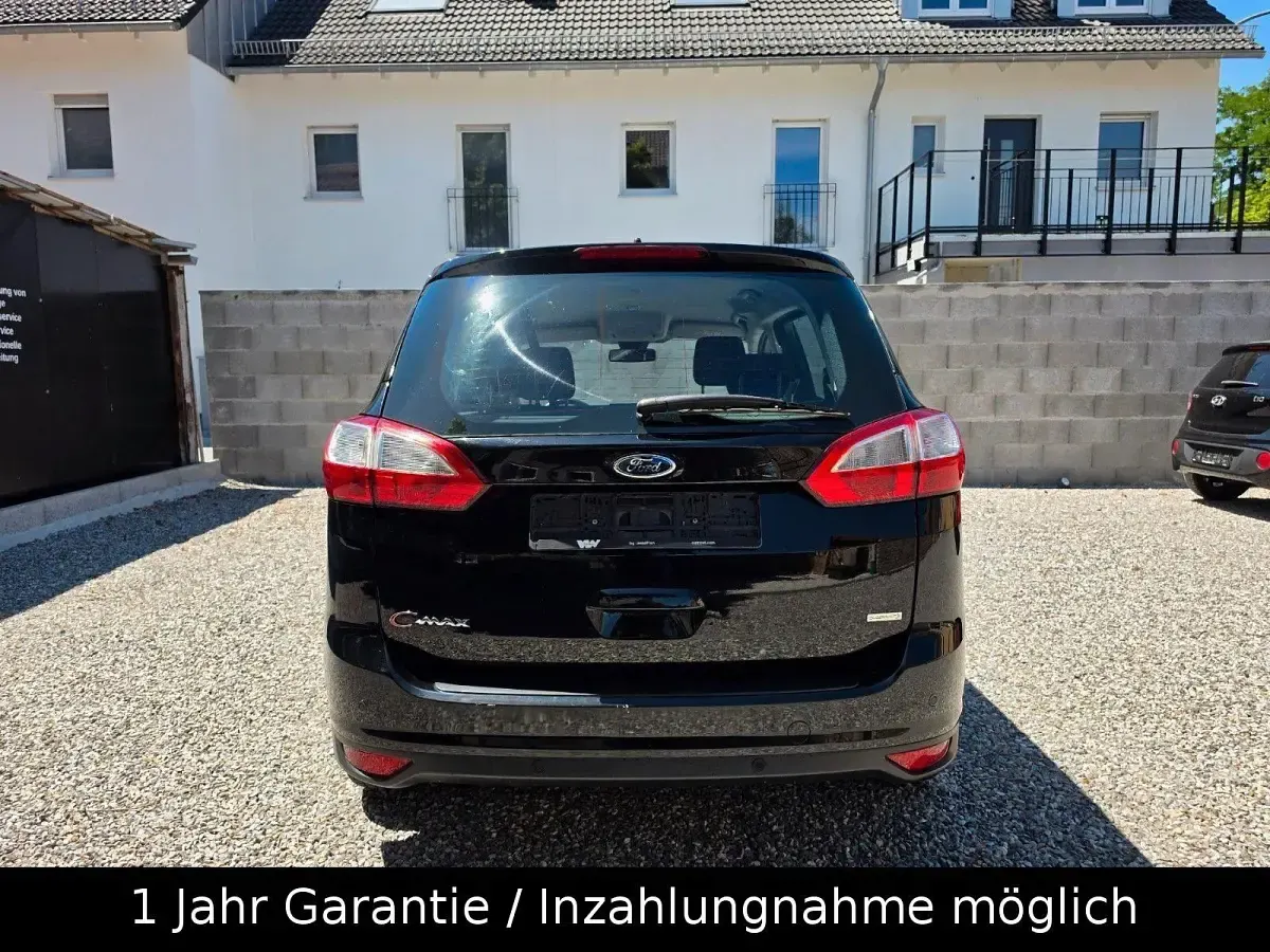 Gebraucht Ford Grand C-Max Titanium 125 PS (91 kW) 2016 Schwarz Van / Kleinbus