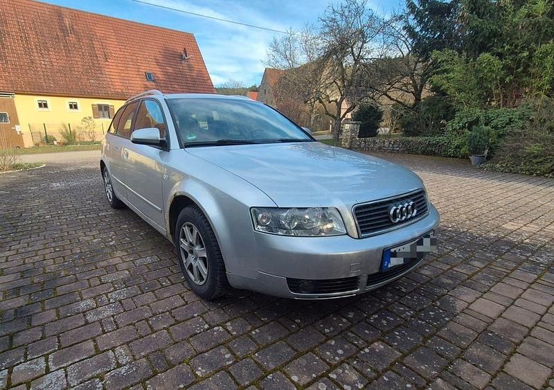 Gebraucht Audi A4 131 PS (96 kW) 2003 Silber Kombi