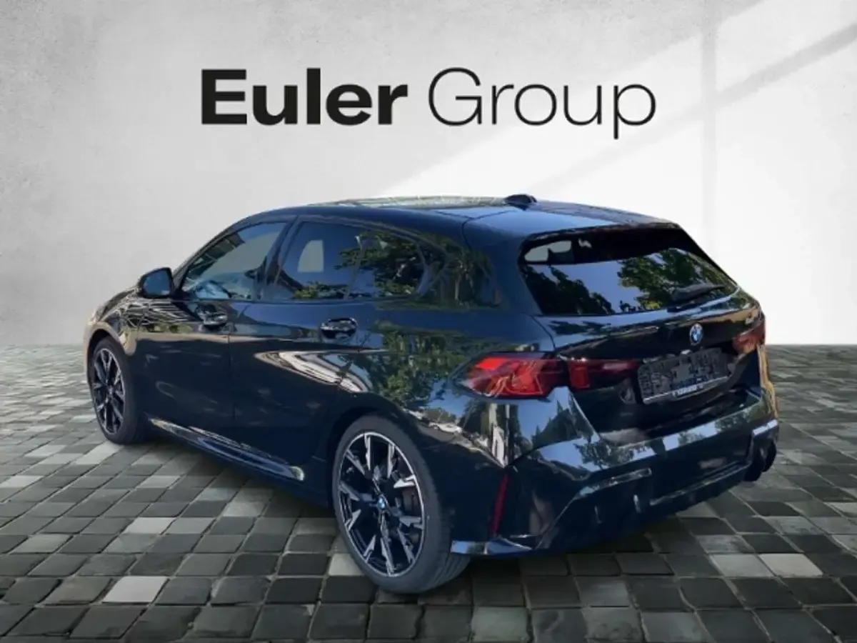 Gebraucht BMW 120 M Sport 156 PS (114 kW) 2025 Schwarz Kleinwagen