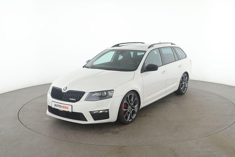 Weiß Gebraucht 2015 Skoda Octavia RS Kombi | 17.550 € (Fairer Preis) - Bild 1/3