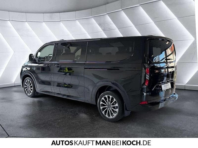 Neu Ford Tourneo 170 PS (125 kW) 2026 Schwarz Van / Kleinbus