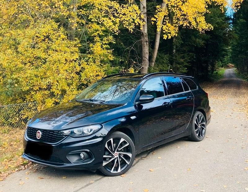 Schwarz Gebraucht 2020 Fiat Tipo Kombi | 14.500 € (Etwas zu teuer) - Bild 1/4