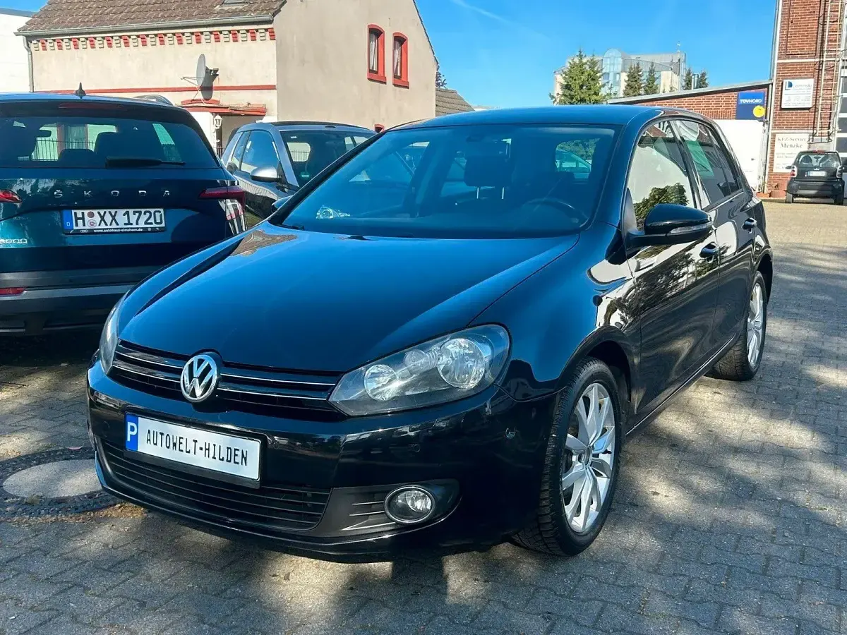 Gebraucht VW Golf VI Team 86 PS (63 kW) 2011 Schwarz Kleinwagen